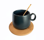 Taza de Cerámica con Cuchara Dorada y Plato de Bambú 250ml